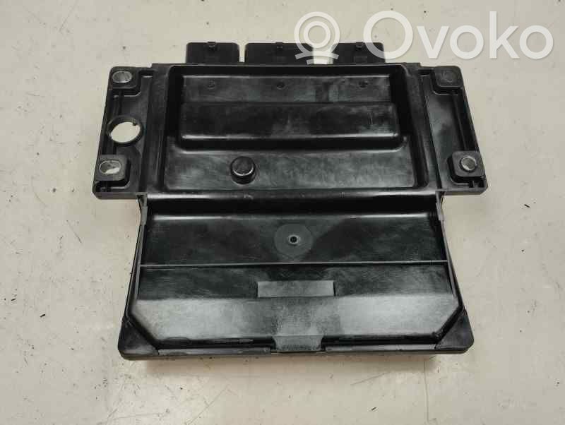 Unidad de control/módulo del motor   391024X520