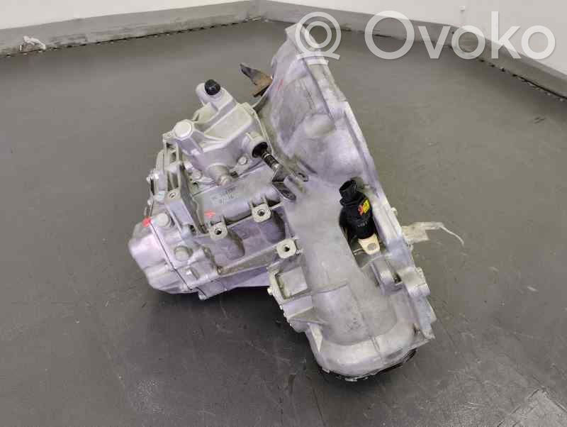 Chevrolet Aveo Cutie viteze manuală cu 5 trepte