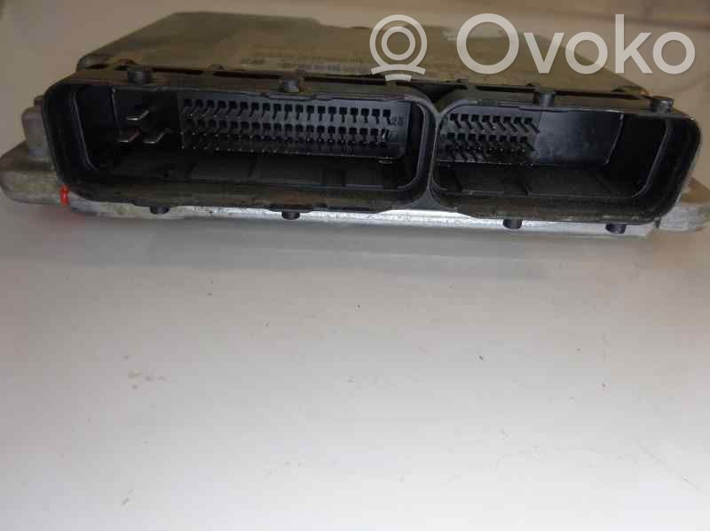 Unidad de control/módulo del motor   0281010050