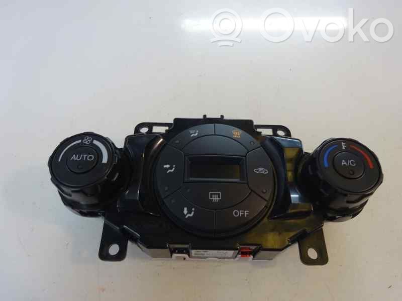 Panel klimatyzacji   C1BT18C612AF