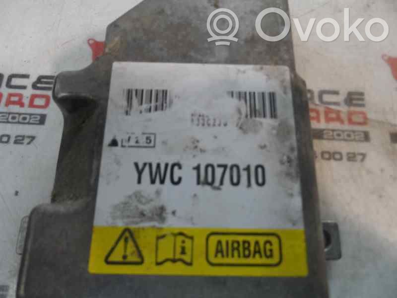 Unidad de control/módulo del Airbag   YWC107010