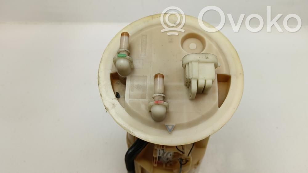 Renault Megane I Pompa carburante immersa