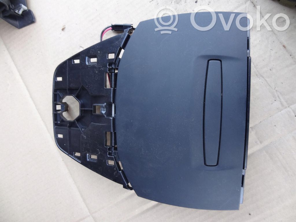 Ford Transit Courier AUX-pistokeliitin 