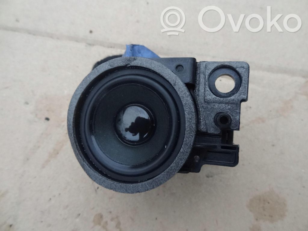 Mazda CX-30 Panel speaker 