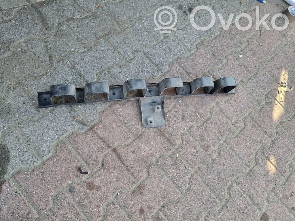 Ford Kuga I Rear bumper mounting bracket 