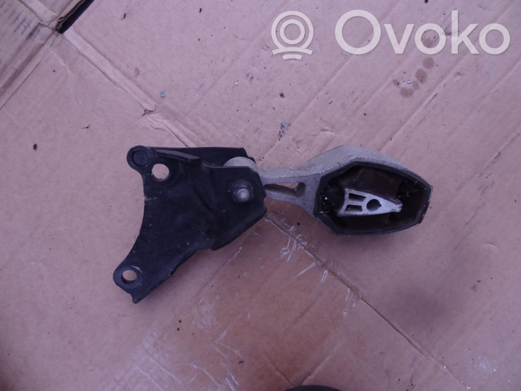 Citroen C3 Engine mount vacuum valve 