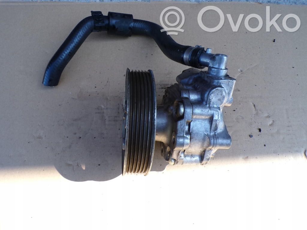 Ohjaustehostimen pumppu   51829970