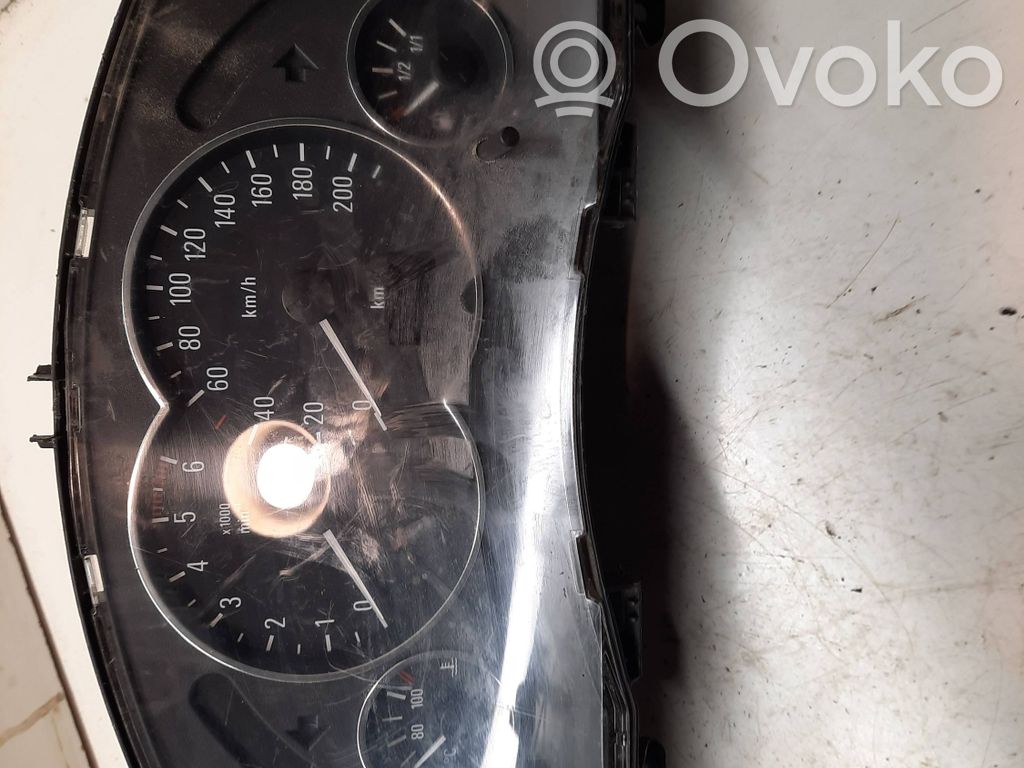 Opel Meriva A Speedometer (instrument cluster) 