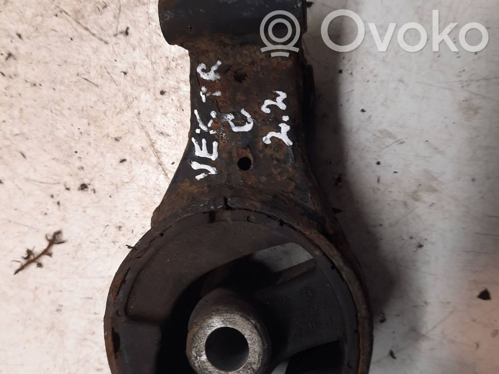 Opel Vectra C Engine mount bracket 