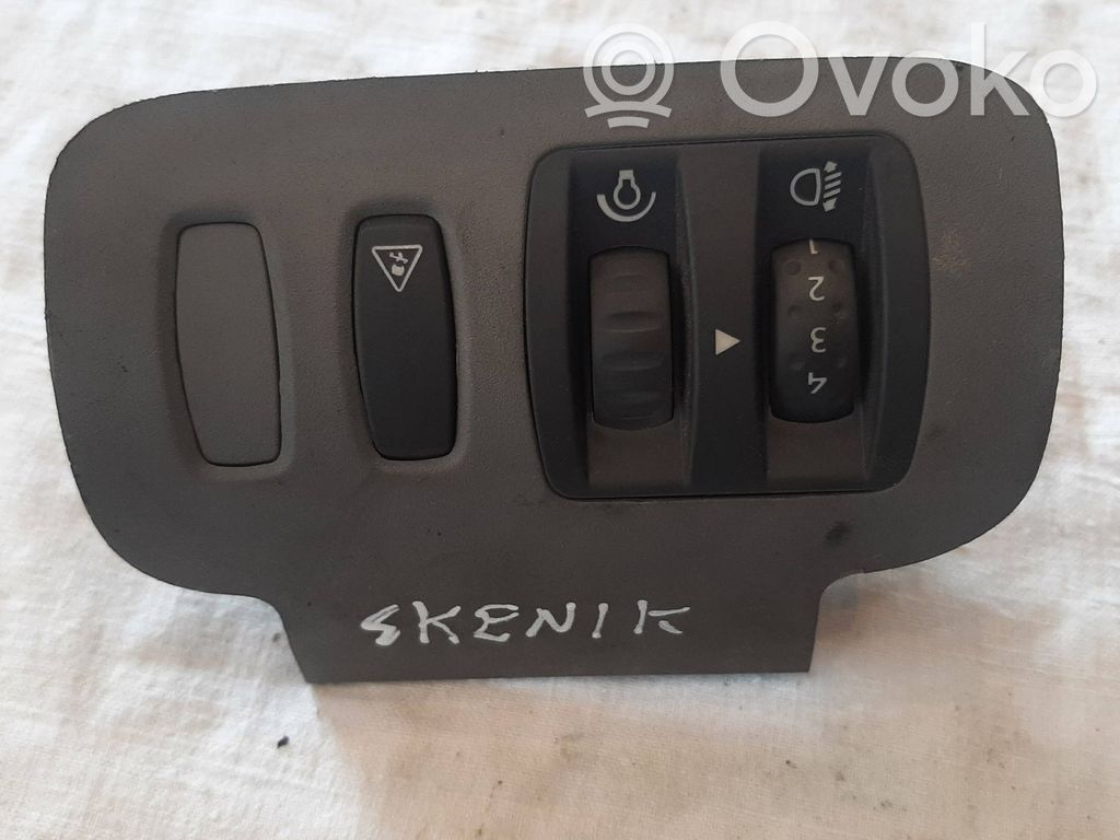 Renault Scenic II -  Grand scenic II Headlight level height control switch 