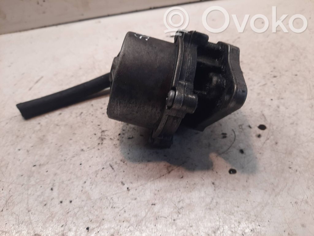 Renault Scenic I Vacuum pump 