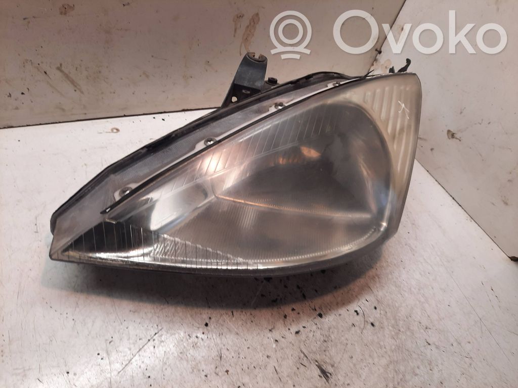 Headlight/headlamp   205676B