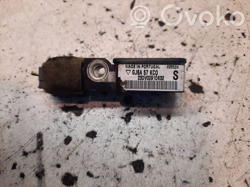 Airbagsensor Crashsensor Drucksensor   GJ6A57KC0,020524