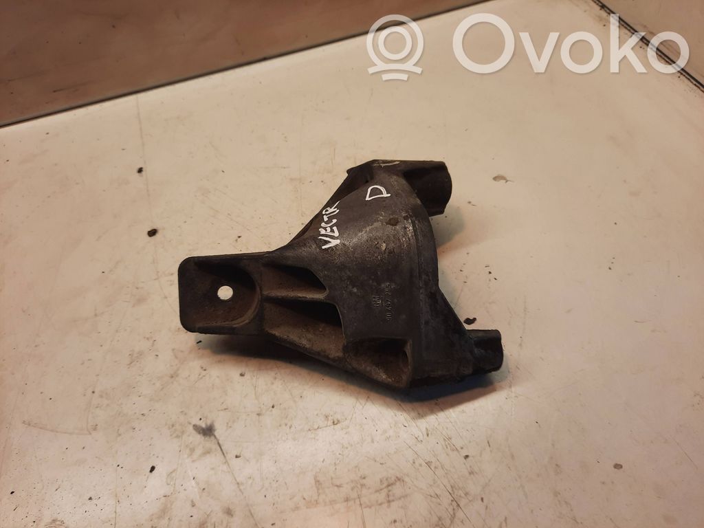 Opel Vectra B Engine mounting bracket 