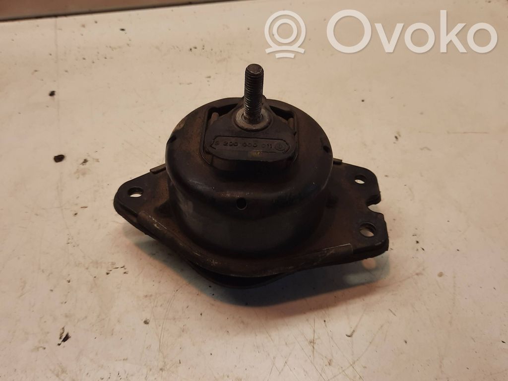 Renault Laguna II Engine mount bracket 