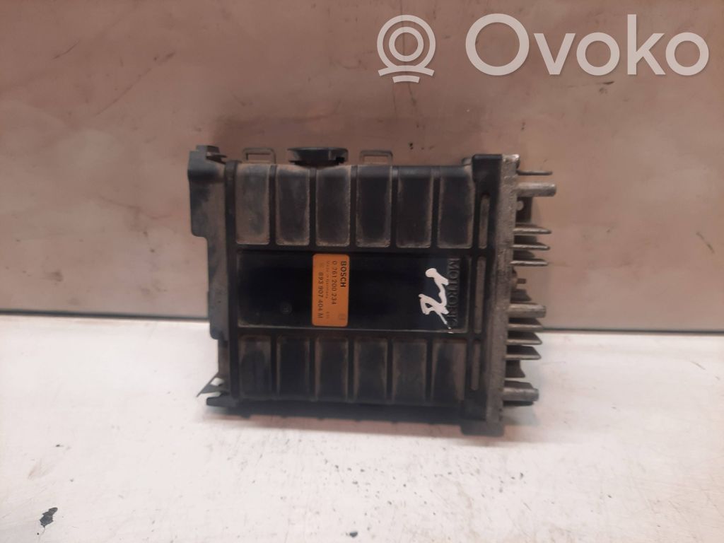 Volkswagen PASSAT B3 Engine control unit/module 