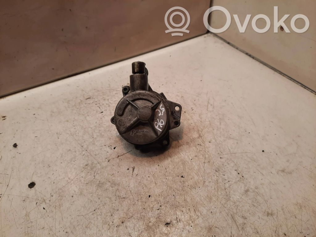 Audi A6 S6 C5 4B Vacuum pump 