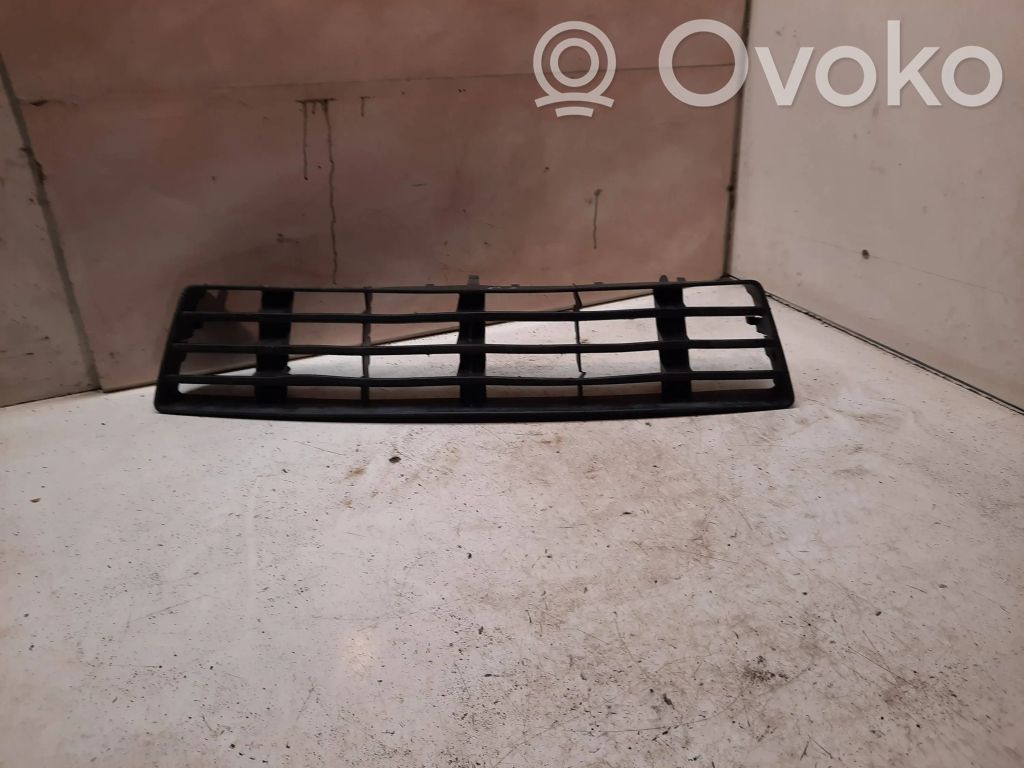 Audi A6 S6 C5 4B Front bumper lower grill 
