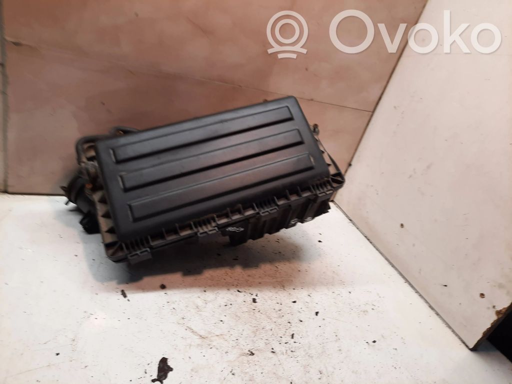 Volkswagen Golf V Luftfilterkasten 