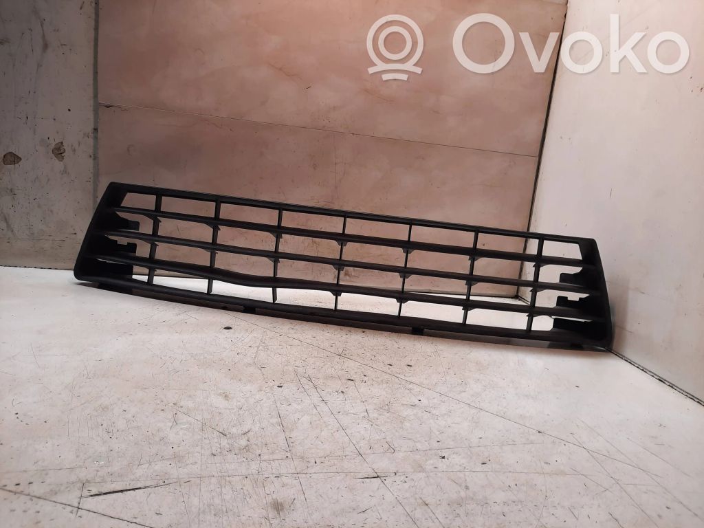 Volkswagen Golf Plus Front bumper lower grill 