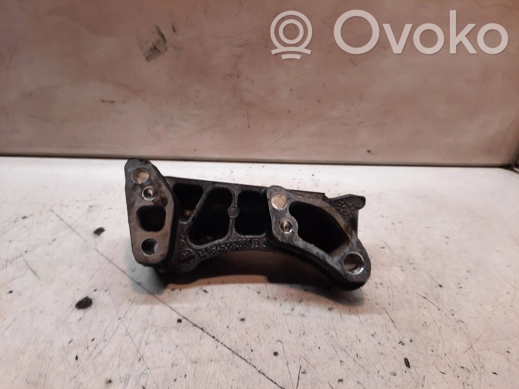 Engine mounting bracket   9645382880