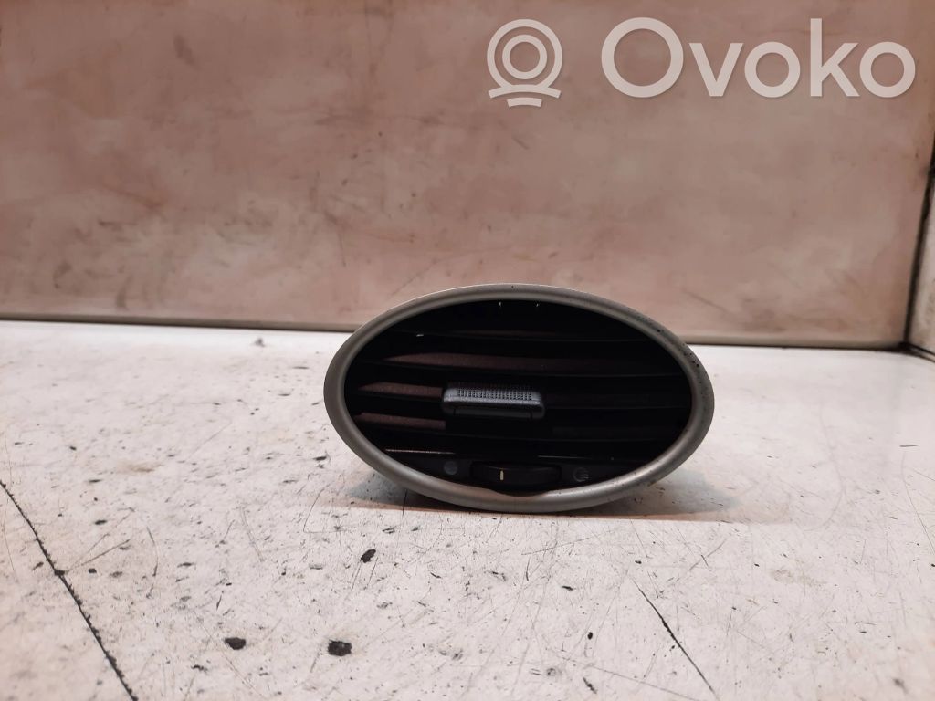 Ford Focus Боковая воздушная решётка 