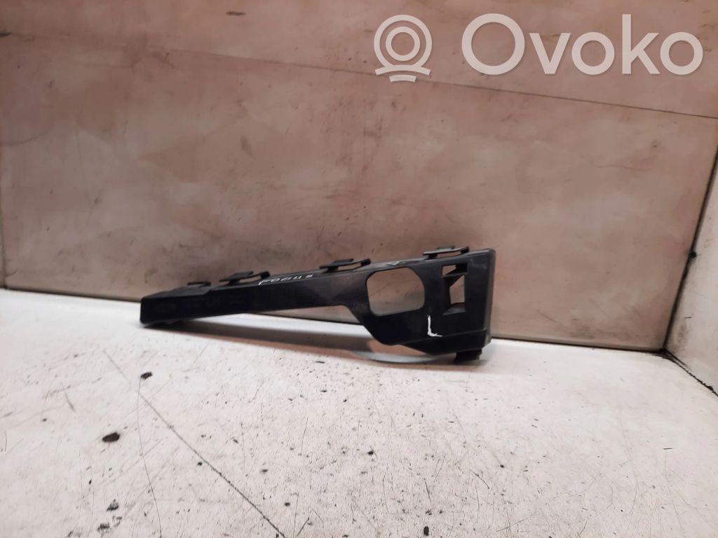 Ford Focus Front bumper mounting bracket 