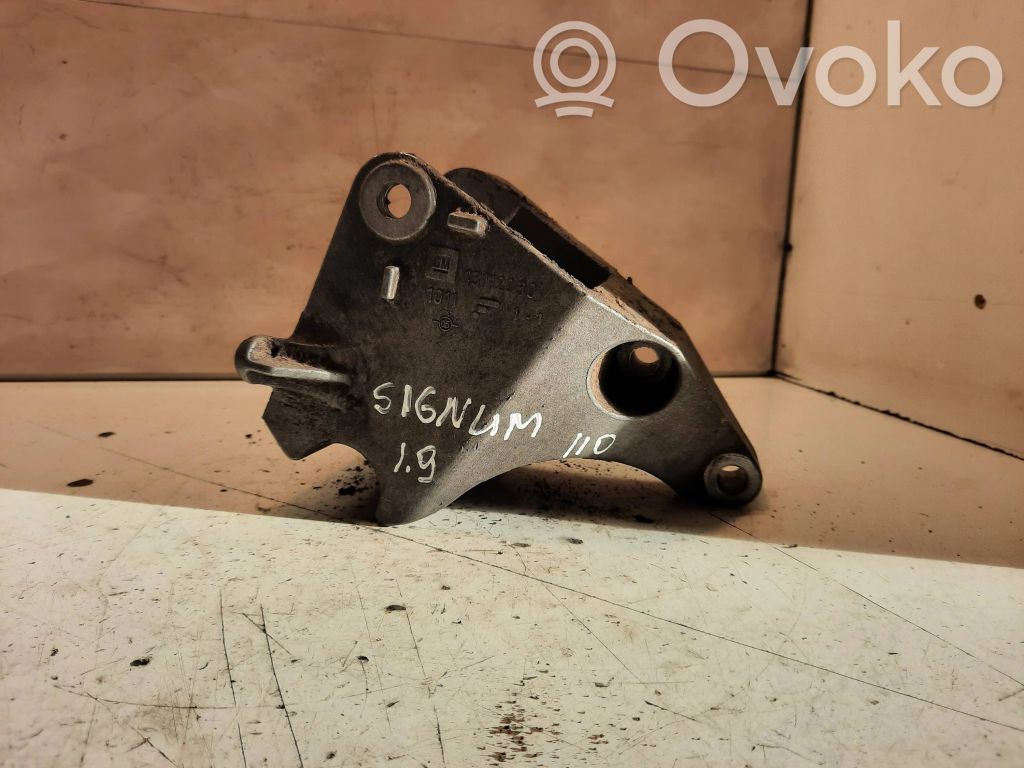 Opel Signum Engine mounting bracket 