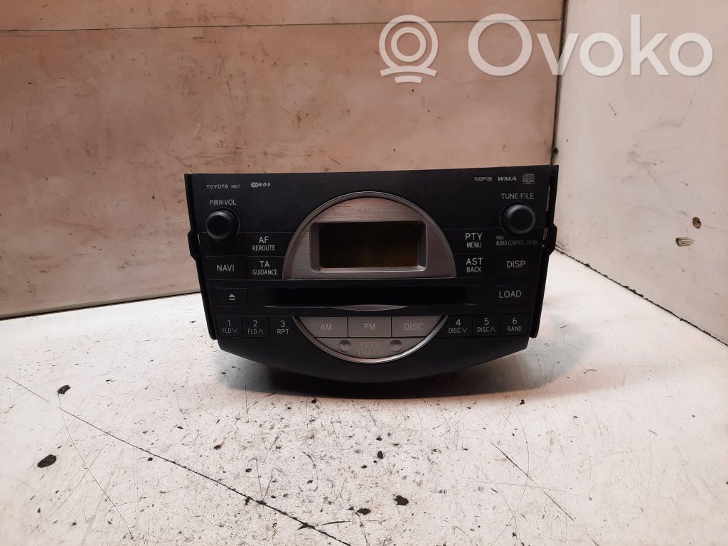 Toyota RAV 4 (XA30) Panel / Radioodtwarzacz CD/DVD/GPS 