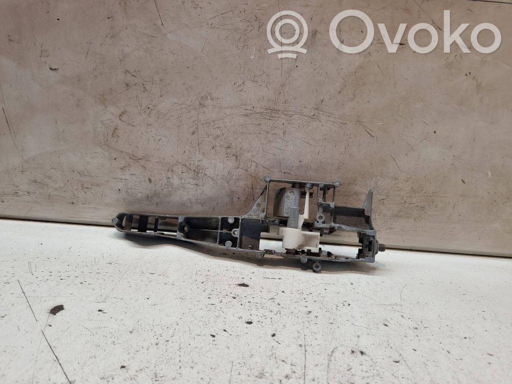 Peugeot 207 Front door exterior handle 