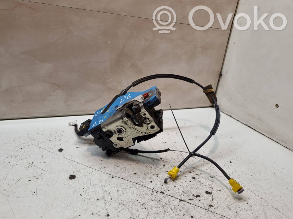 Peugeot 207 Rear door lock 