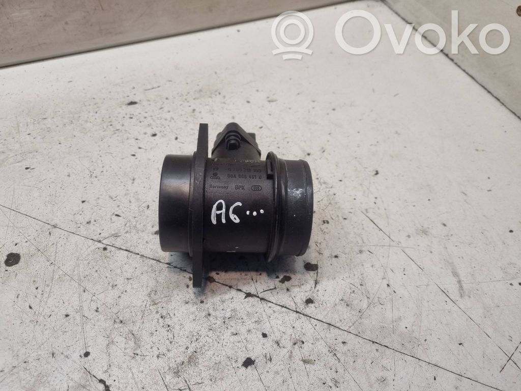Audi A6 S6 C5 4B Przepływomierz masowy powietrza MAF 