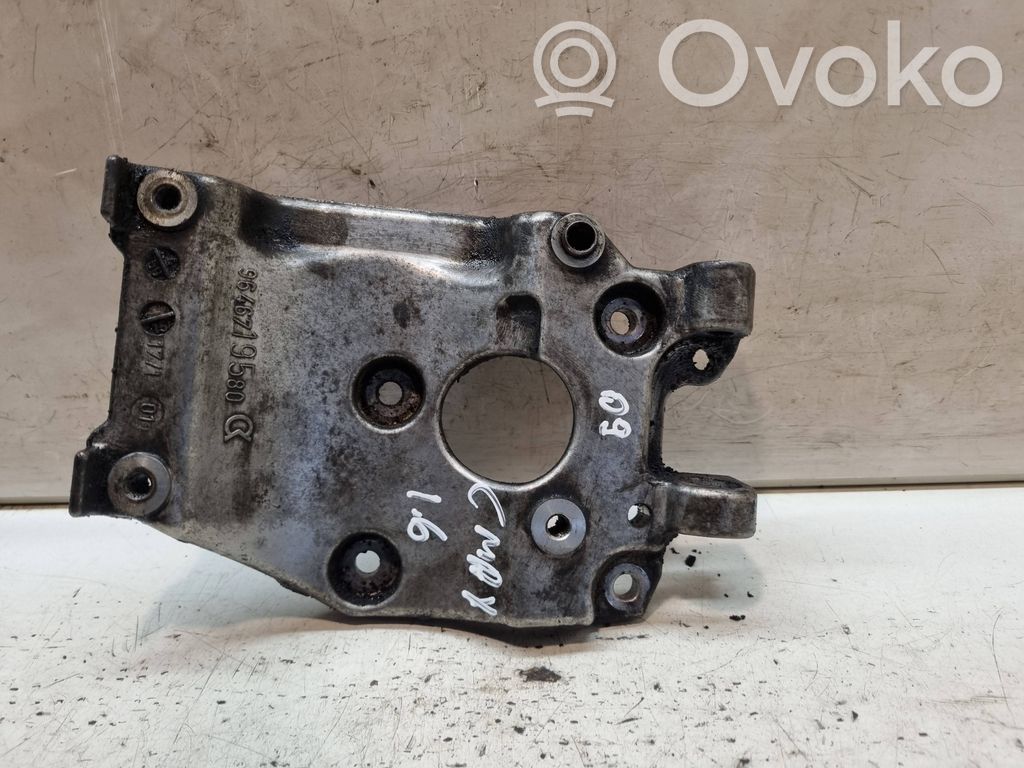 Ford Focus C-MAX A/C compressor mount bracket 