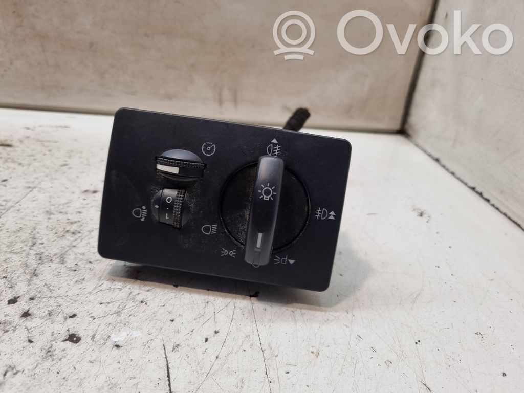 Ford Focus C-MAX Light switch 