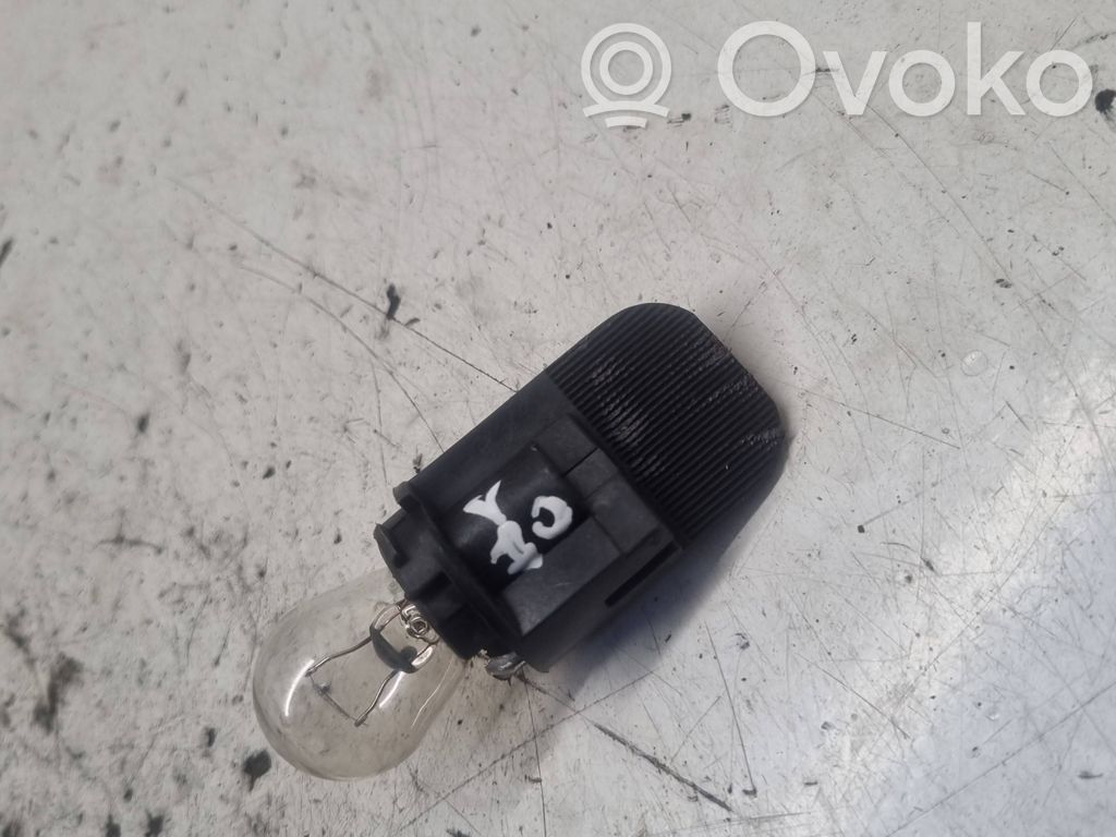 Volvo V70 Tail light part 