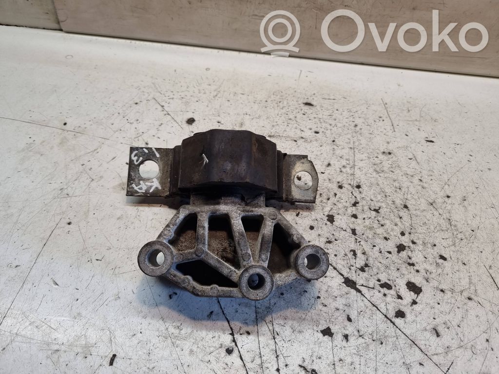 Ford Ka Engine mount bracket 