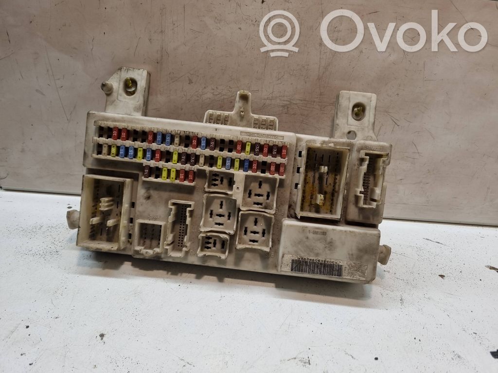 Fuse module   4M5T14A073,6M5T14014
