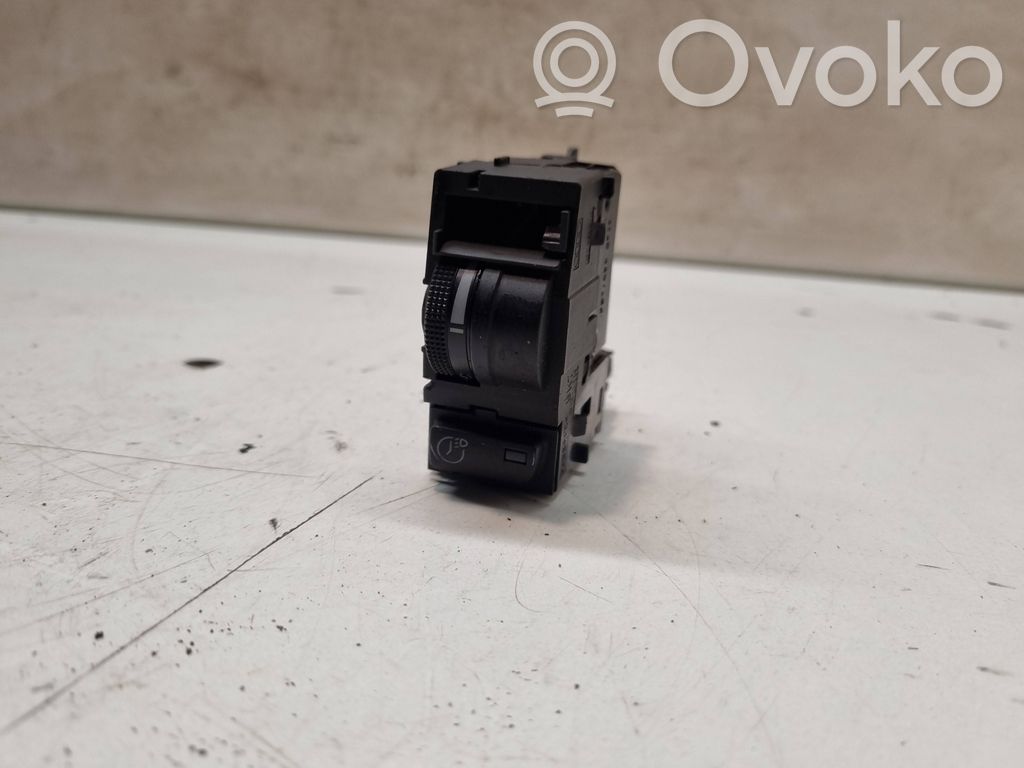 Audi A3 S3 8P Headlight level height control switch 
