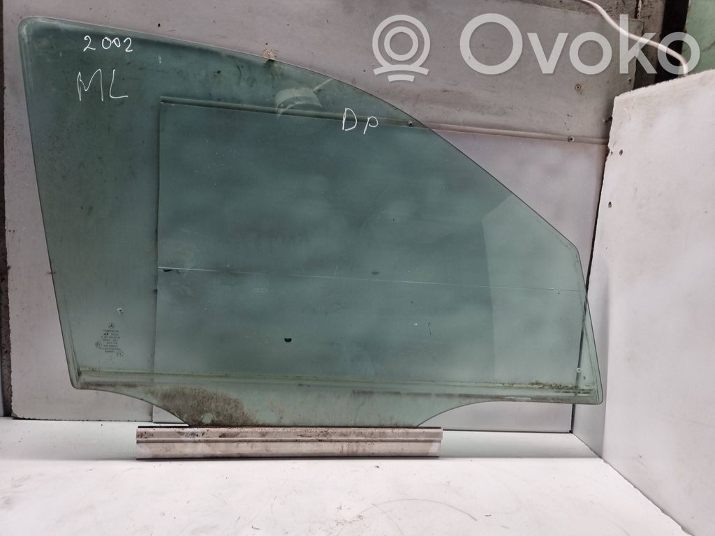 Szyba drzwi przednich   A1637200418,DOT376,A006451,43R008010