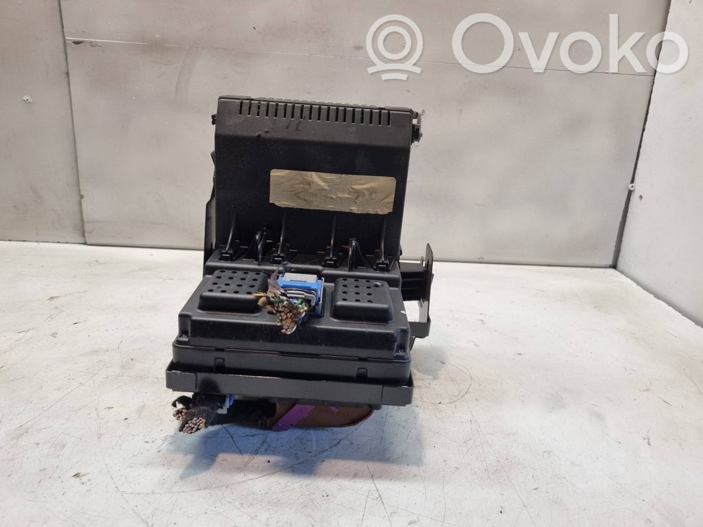 Volvo S60 Sulakemoduuli 