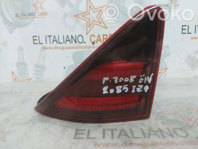 Peugeot 3008 I Takaluukun takavalot 