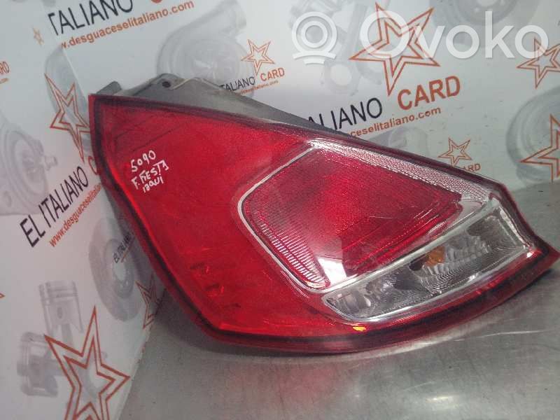 Ford Fiesta Galinis žibintas dangtyje 