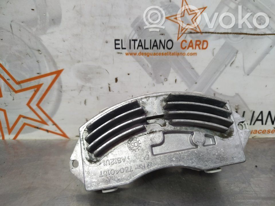 Mazā radiatora ventilators   985464F096935