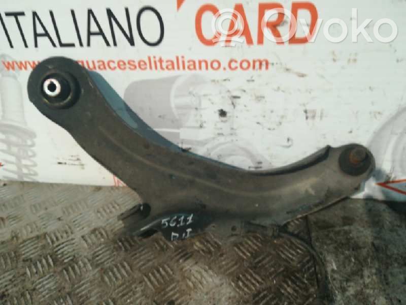 Front control arm   5611