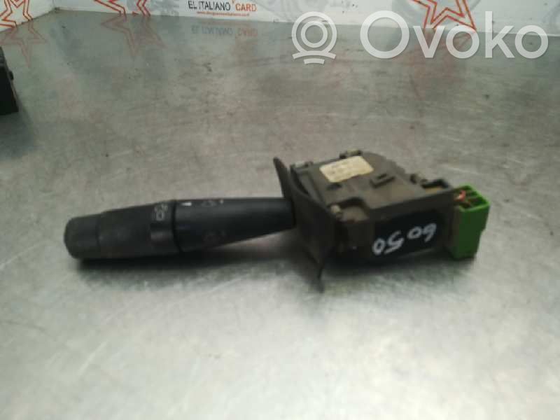 Peugeot 205 Wiper control stalk 