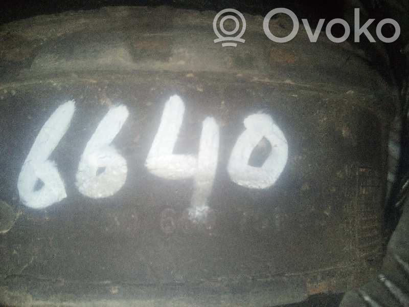 Engine mount bracket   30680751,6640