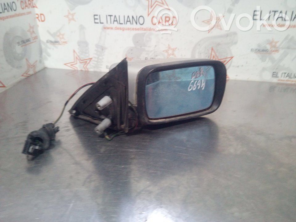 BMW 5 E39 Front door electric wing mirror 
