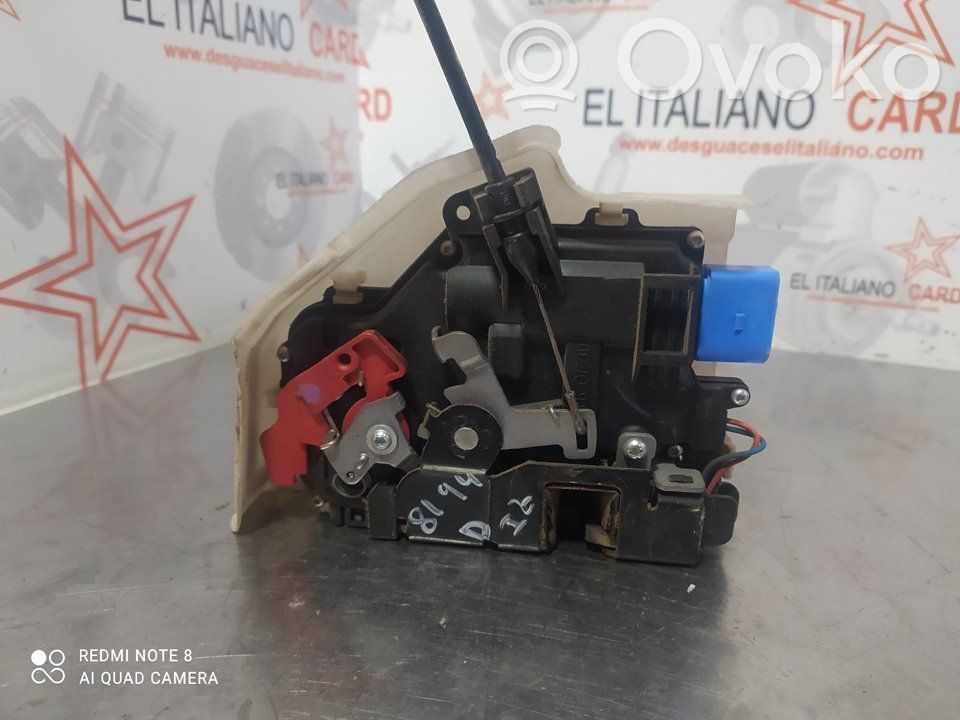 Volkswagen Jetta V Cerradura de puerta delantera 