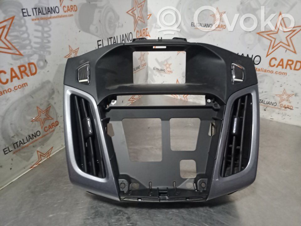 Ford Focus Intercooler air guide/duct channel 