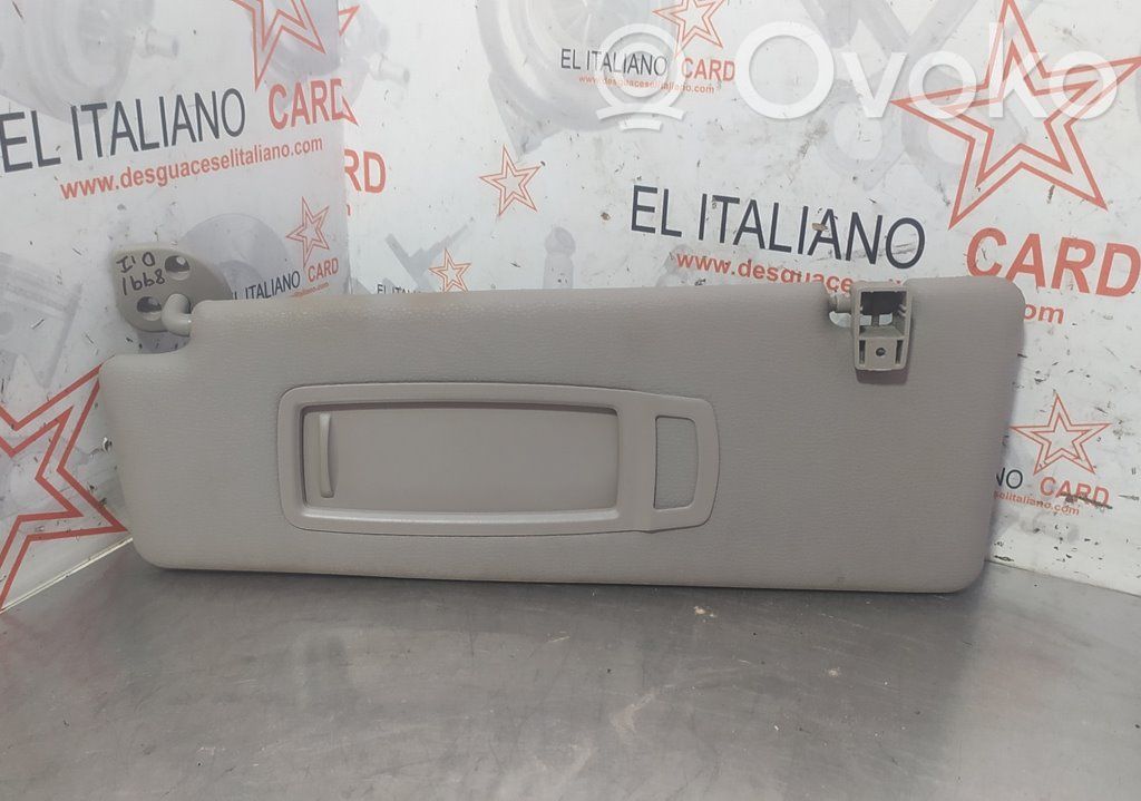 Sun visor